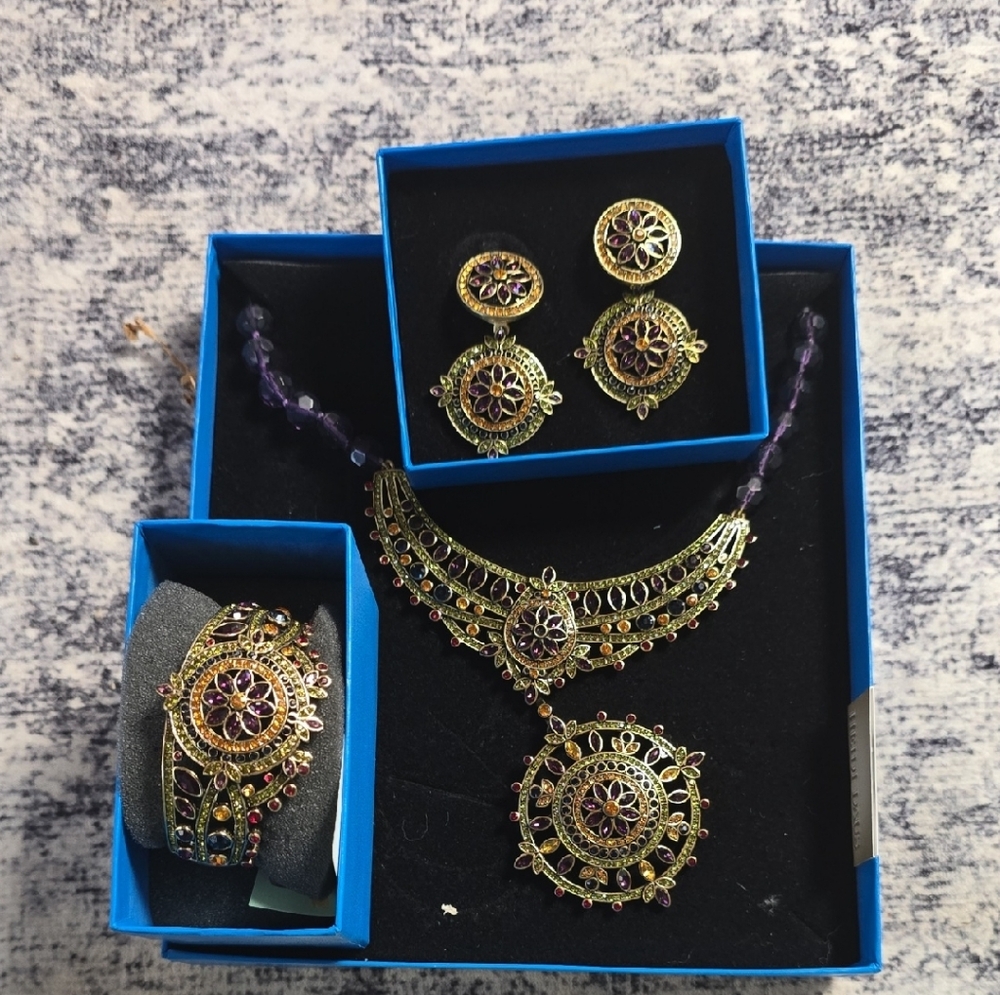 Elegant Heidi Daus Goldtone and Purple Jewelry Set